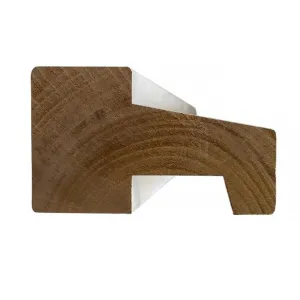 Kozijnhout C-profiel 66x110 mm L= 5900 mm hardhout gegrond